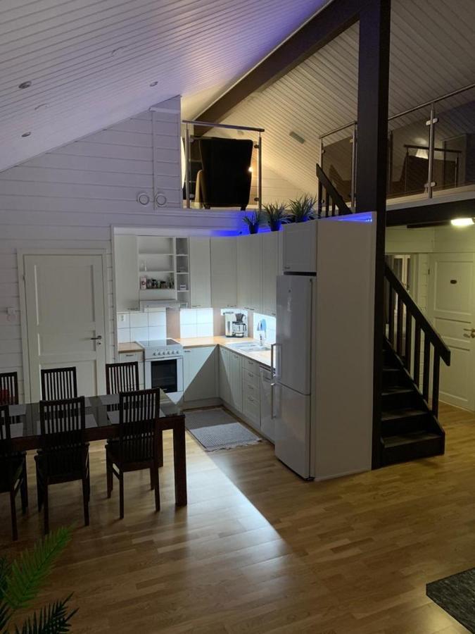 Elegant Villa On The Shore Of Lake Saimaa 라펜란타 외부 사진